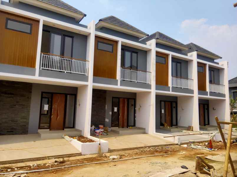 dijual cepat rumah 2 lantai di pamulang