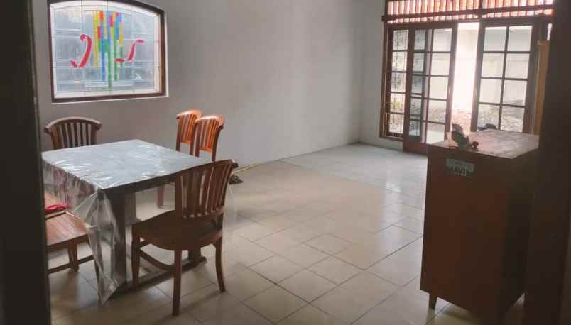 dijual cepat rumah sudah renovasi di ciputat timur