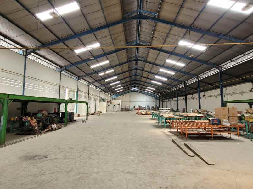 dijual gudang di margomulyo surabaya