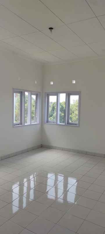 dijual harga bawah njop rumah cipaku bandung utara