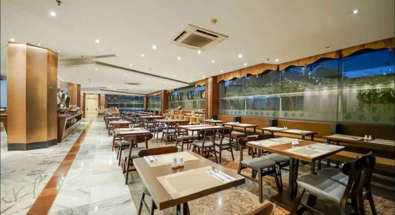 dijual hotel ji raya daan mogot tanjung