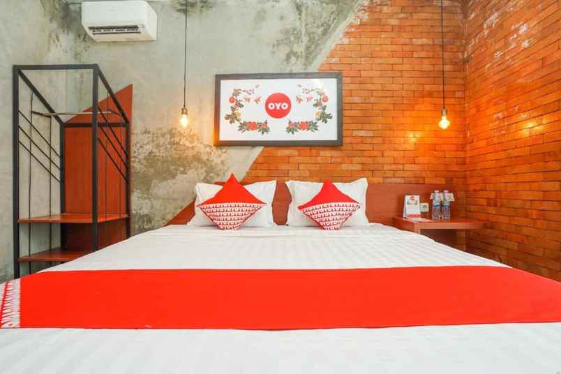 dijual hotel jl menanggal menanggal kec