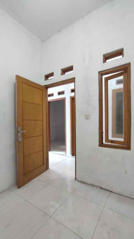 dijual kost cijerah