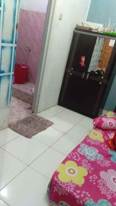 dijual kost gajah mada