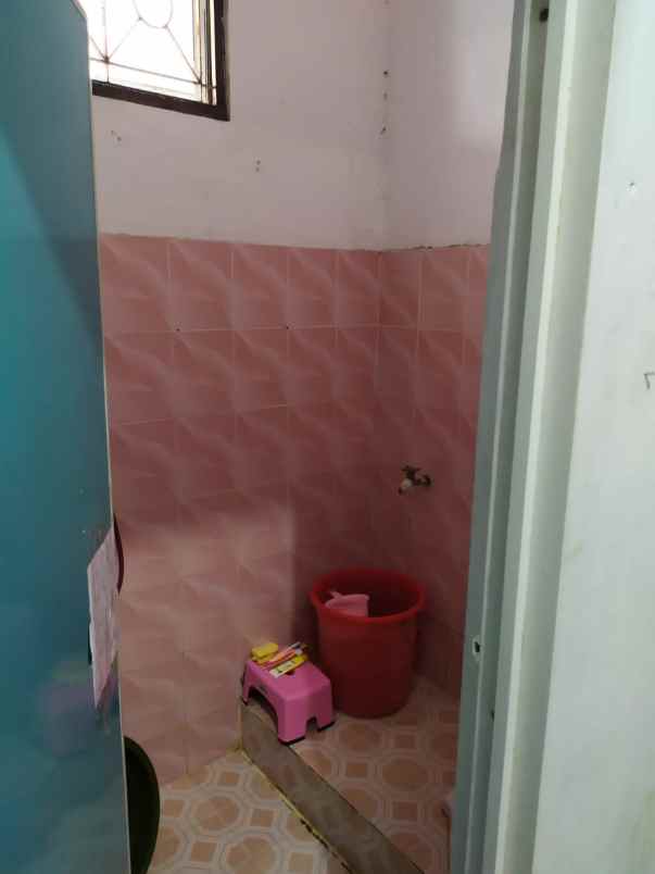 dijual kost gajah mada