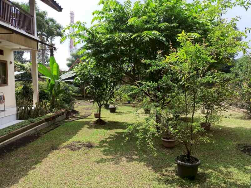 dijual kost jl cigadung raya barat