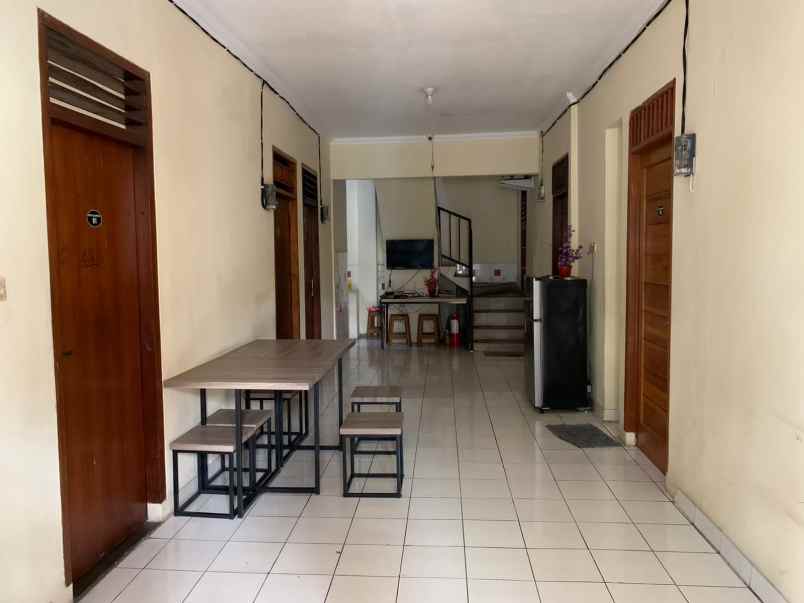 dijual kost jurangmangu