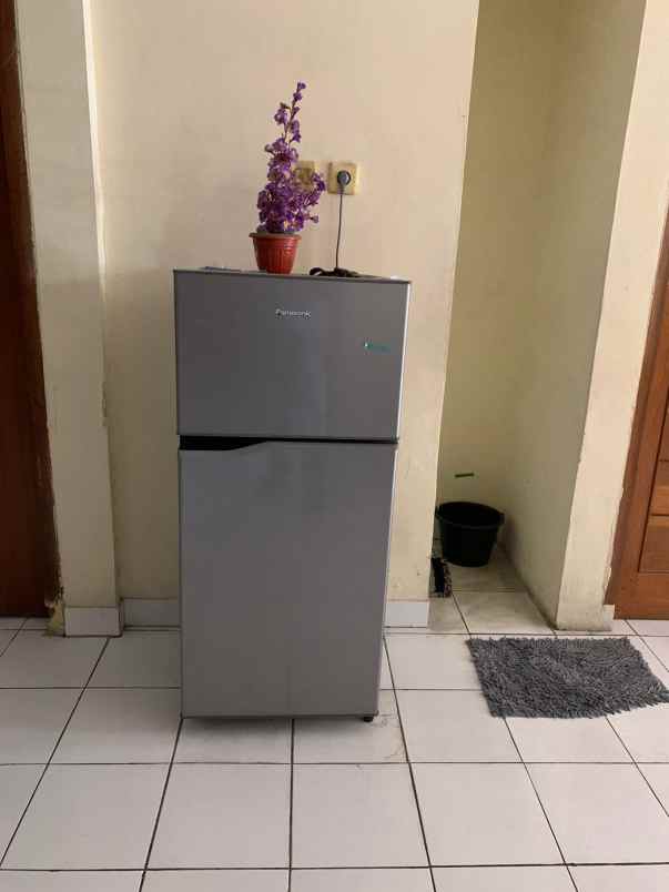 dijual kost jurangmangu