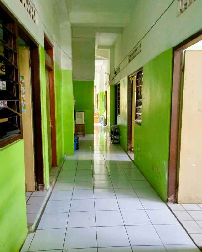 dijual kost karang malang