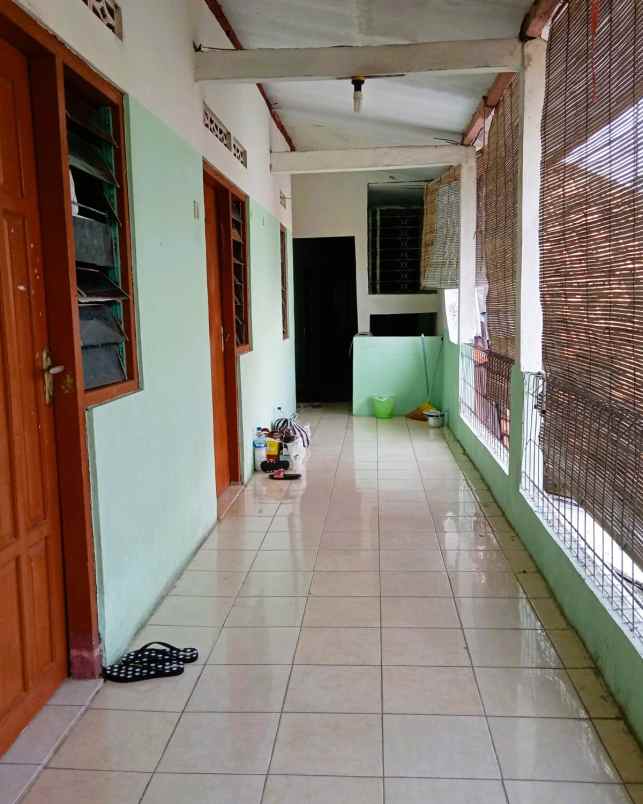 dijual kost karang malang