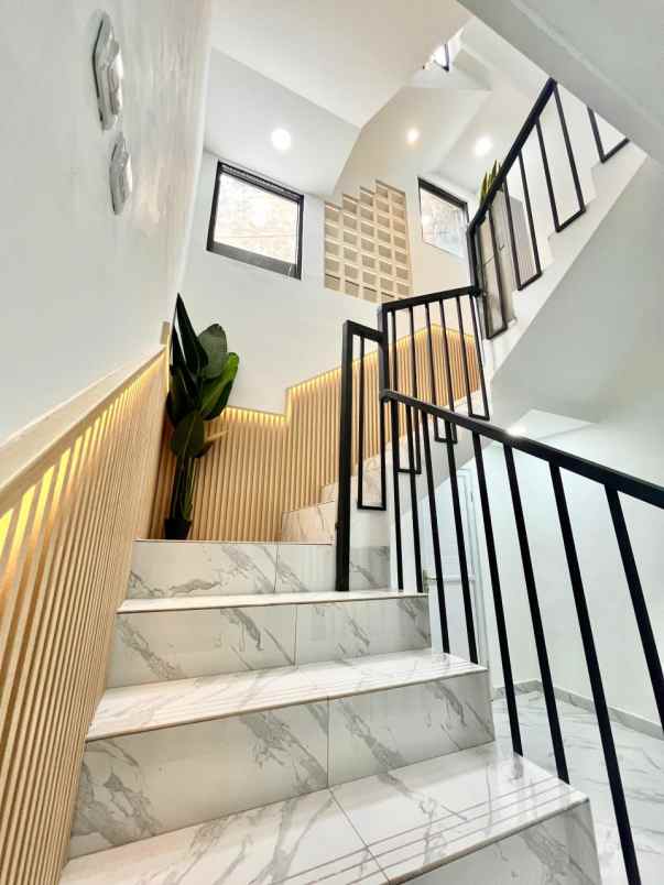 dijual kost tomang grogol petamburan