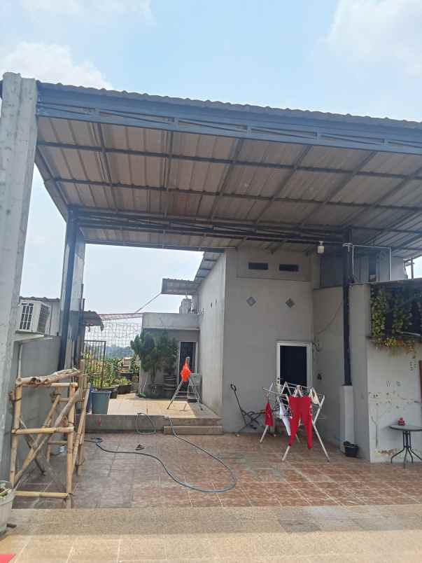 dijual ruko 2 pintu di jalan raya cipayung depok