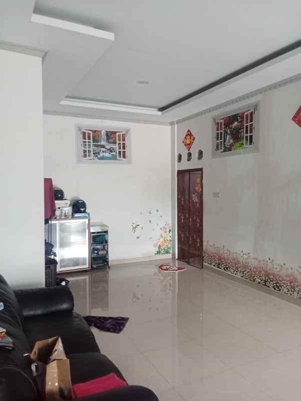 dijual ruko 2 pintu di jalan raya cipayung depok