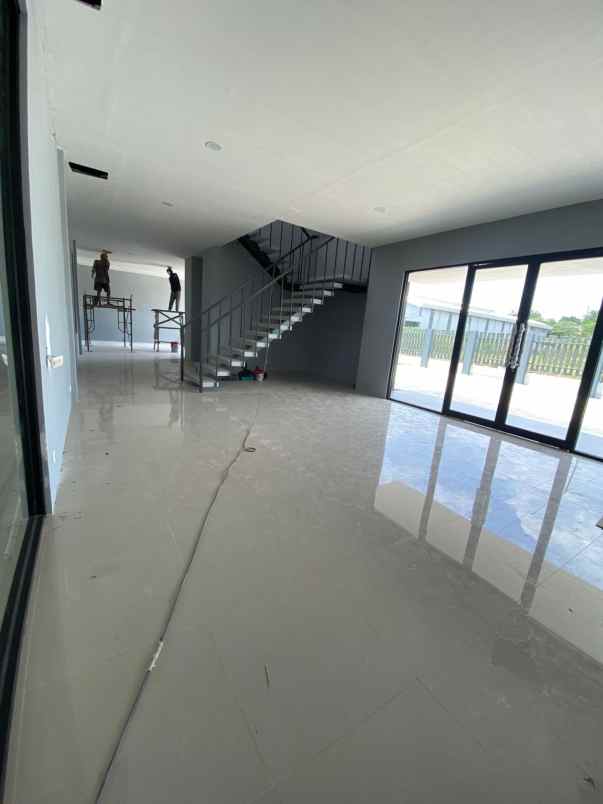 dijual ruko gudang kantor delta silicon lippo cikarang