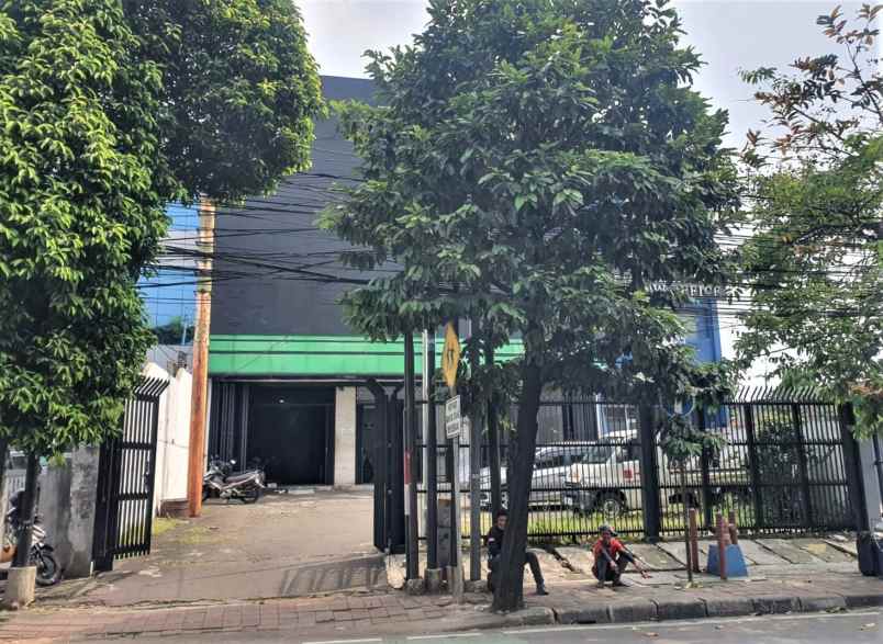 dijual ruko gudang kantor jalan dewi sartika cawang