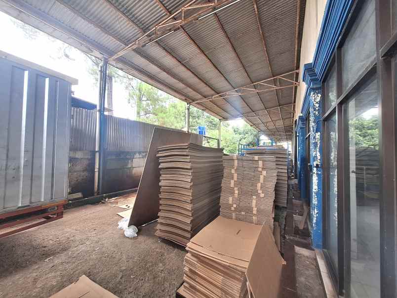 dijual ruko gudang kantor jalan raya veteran