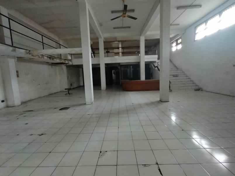 dijual ruko gudang kantor jl urip sumoharjo keputran