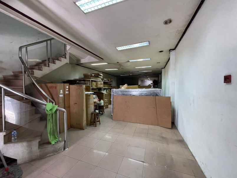 dijual ruko gudang kantor kapasan