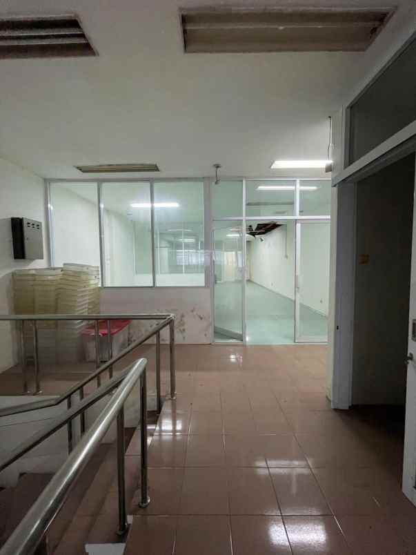 dijual ruko gudang kantor kapasan