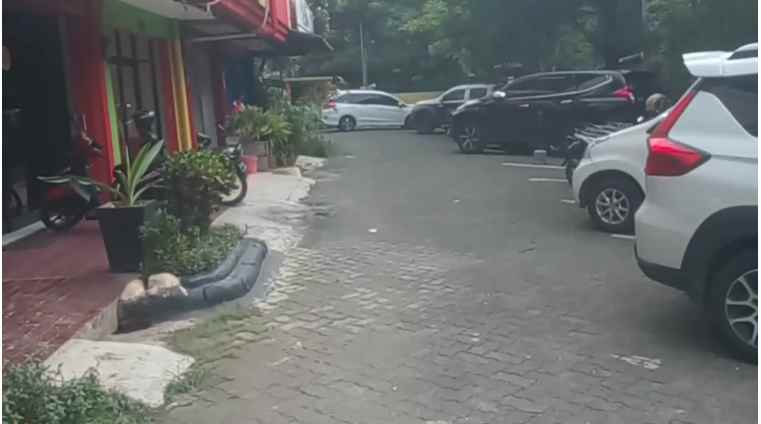 dijual ruko gudang kantor kayuringin jaya bekasi
