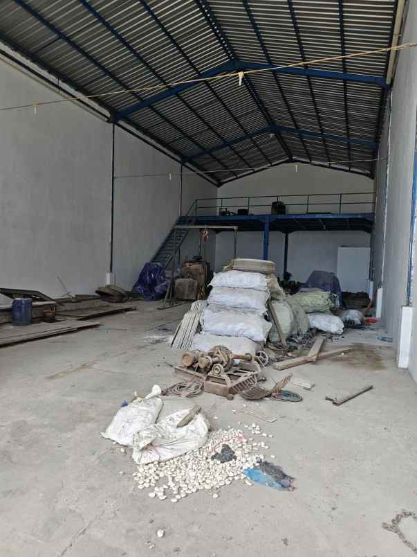 dijual ruko gudang kantor kedinding tengah