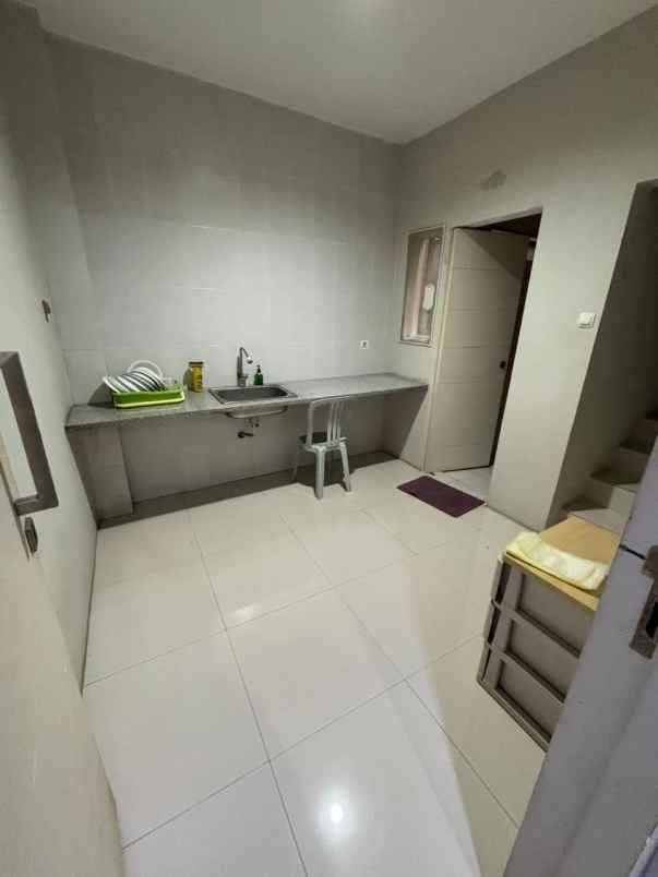 dijual ruko gudang kantor ngagel jaya