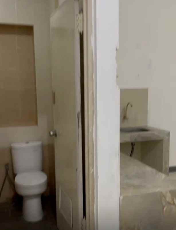 dijual ruko gudang kantor sentra niaga