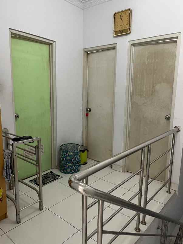 dijual rumah 3 lantai dekat pancoran glodok