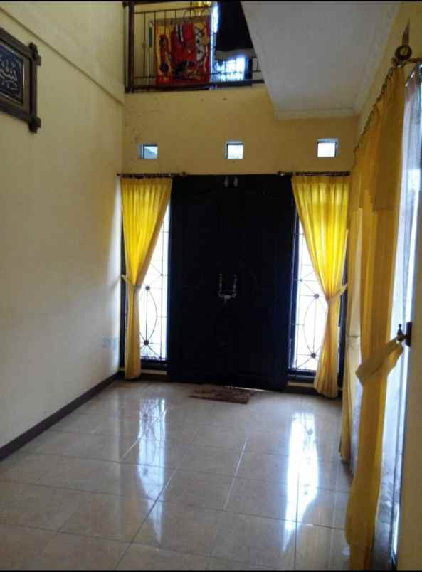 dijual rumah 3 lantai di pasar minggu