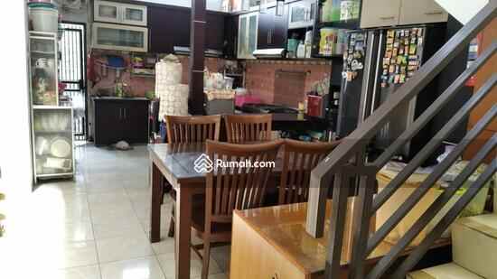 dijual rumah antapani