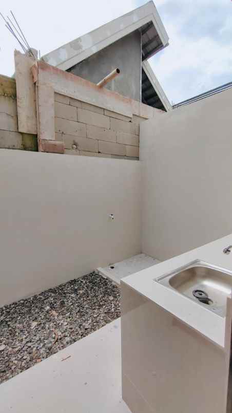 dijual rumah babakan pocis serpong tangsel