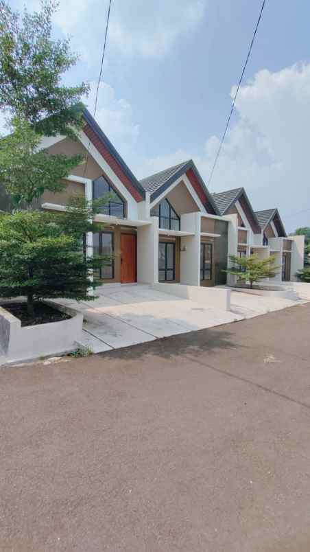 dijual rumah babakan pocis serpong tangsel
