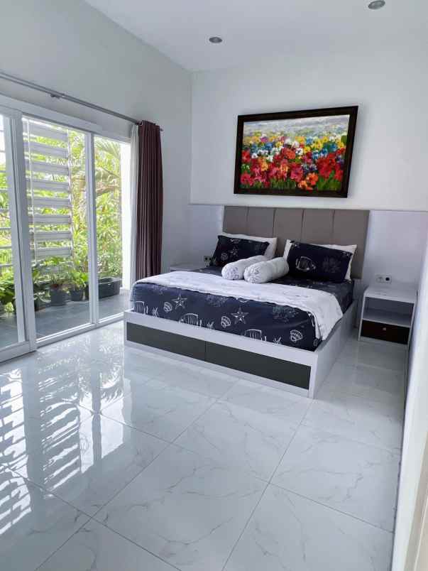 dijual rumah babatan