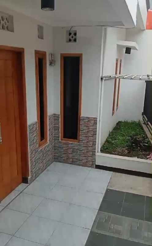 dijual rumah bagus di cimahi selatan kota cimahi