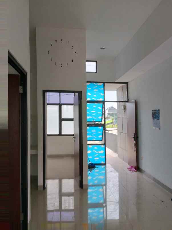 dijual rumah balandongan caringin bogor