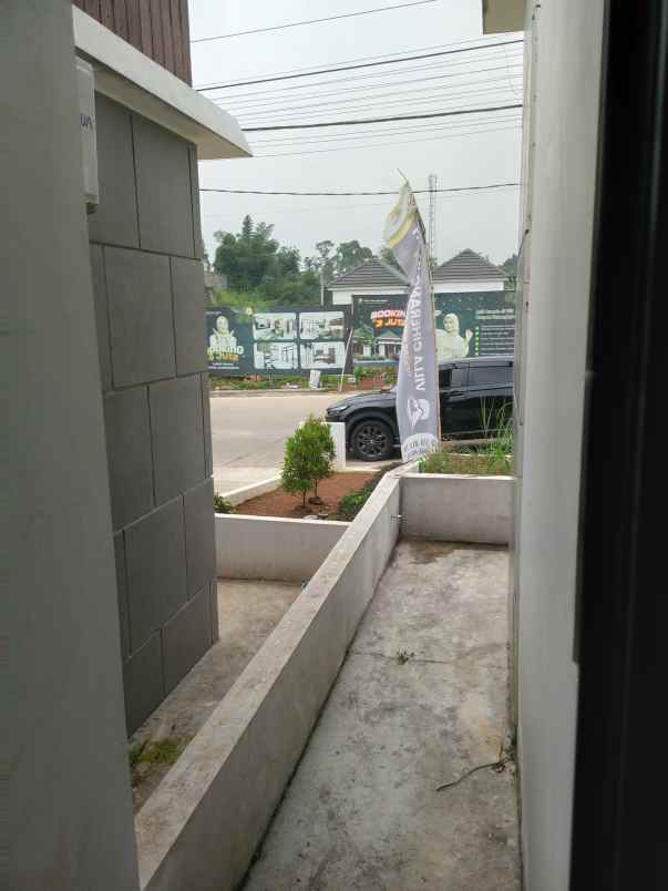 dijual rumah balandongan caringin bogor