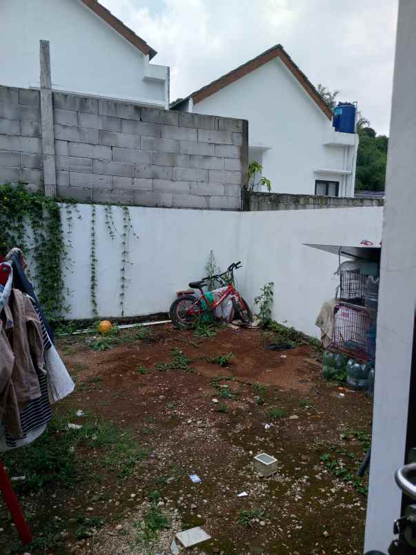 dijual rumah balandongan caringin bogor