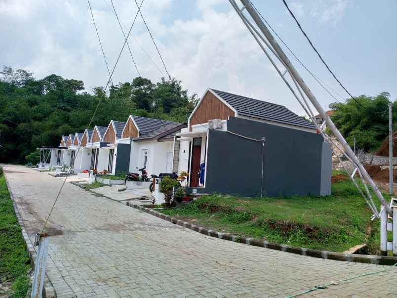 dijual rumah balandongan caringin bogor