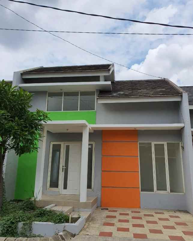 dijual rumah baru 2kt kosongan pandaan gresik