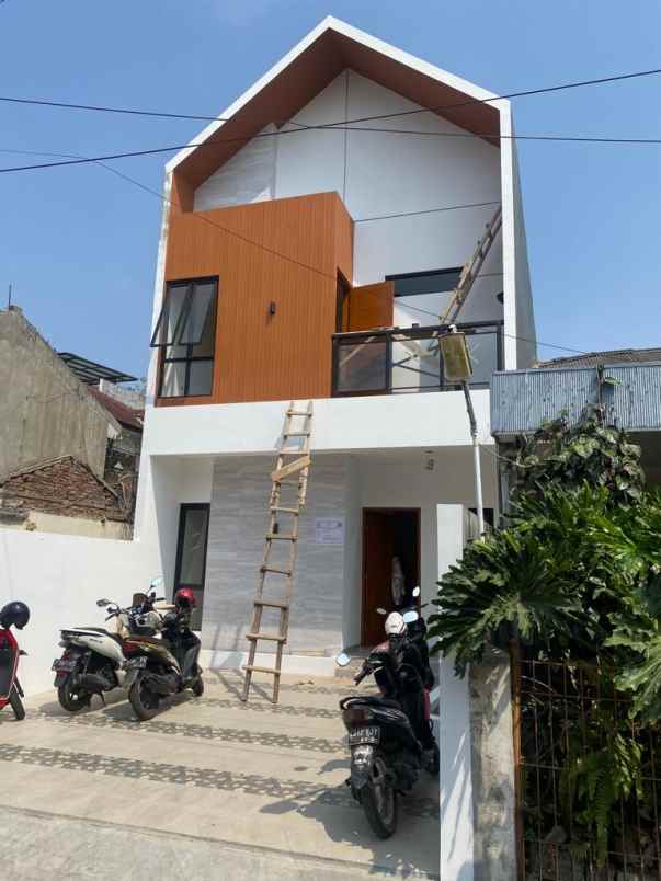 dijual rumah baru di srimahi moch ramdan bkr