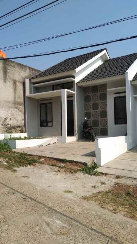 dijual rumah bedahan