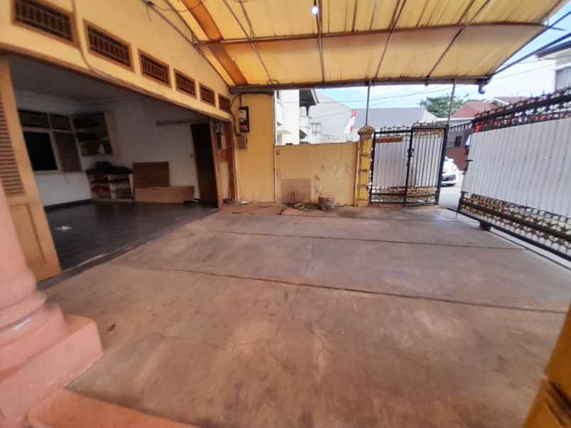 dijual rumah billymoon pondok kelapa