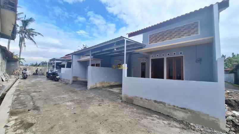 dijual rumah bimomartani ngemplak