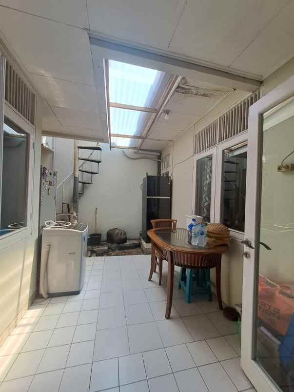 dijual rumah bintara 9 bintara brkasi