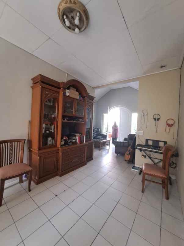 dijual rumah bintara 9 bintara brkasi