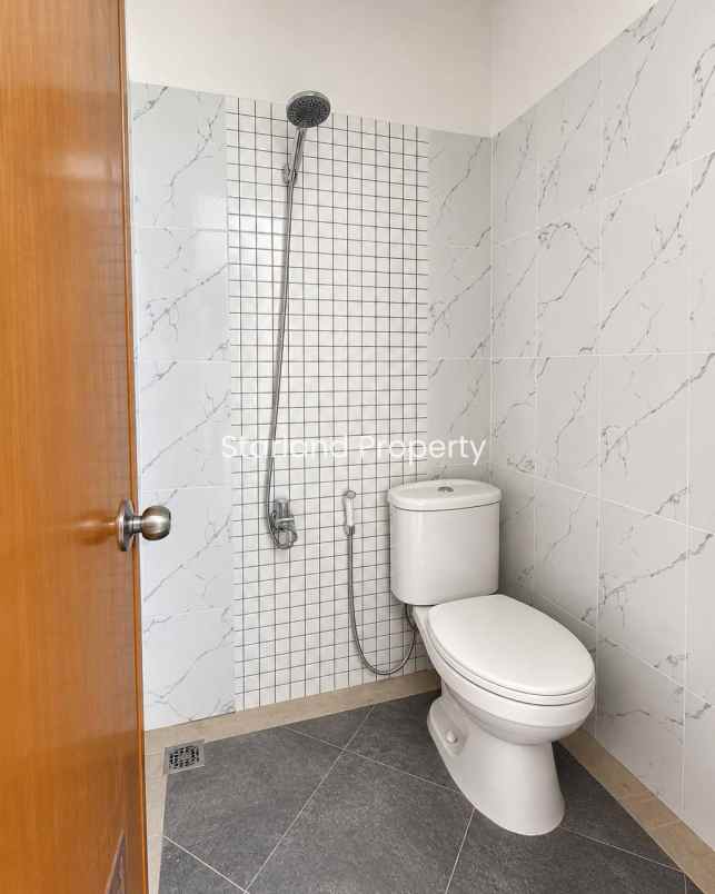dijual rumah bintaro