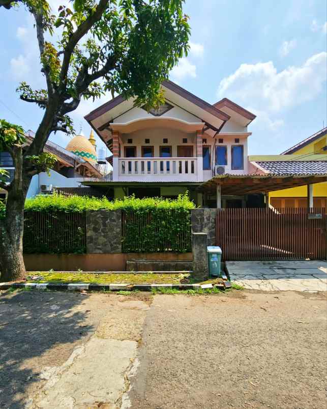 dijual rumah bintaro jaya sektor 3 tangsel