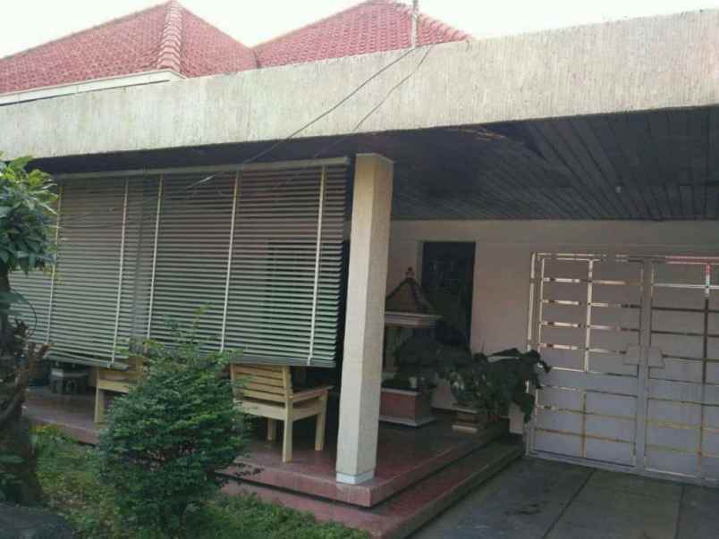 dijual rumah blambangan