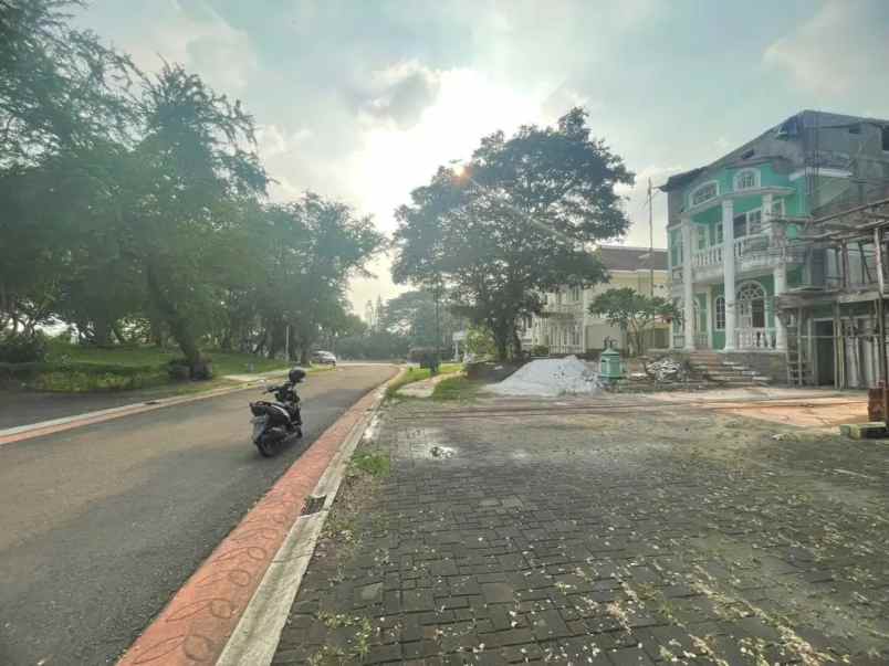 dijual rumah bsd city victoria river