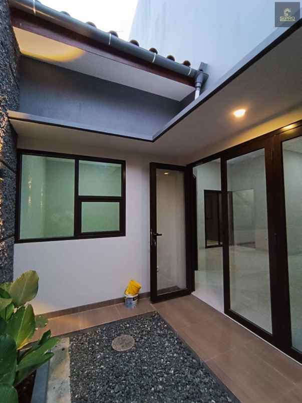 dijual rumah bukit nusa indah serua